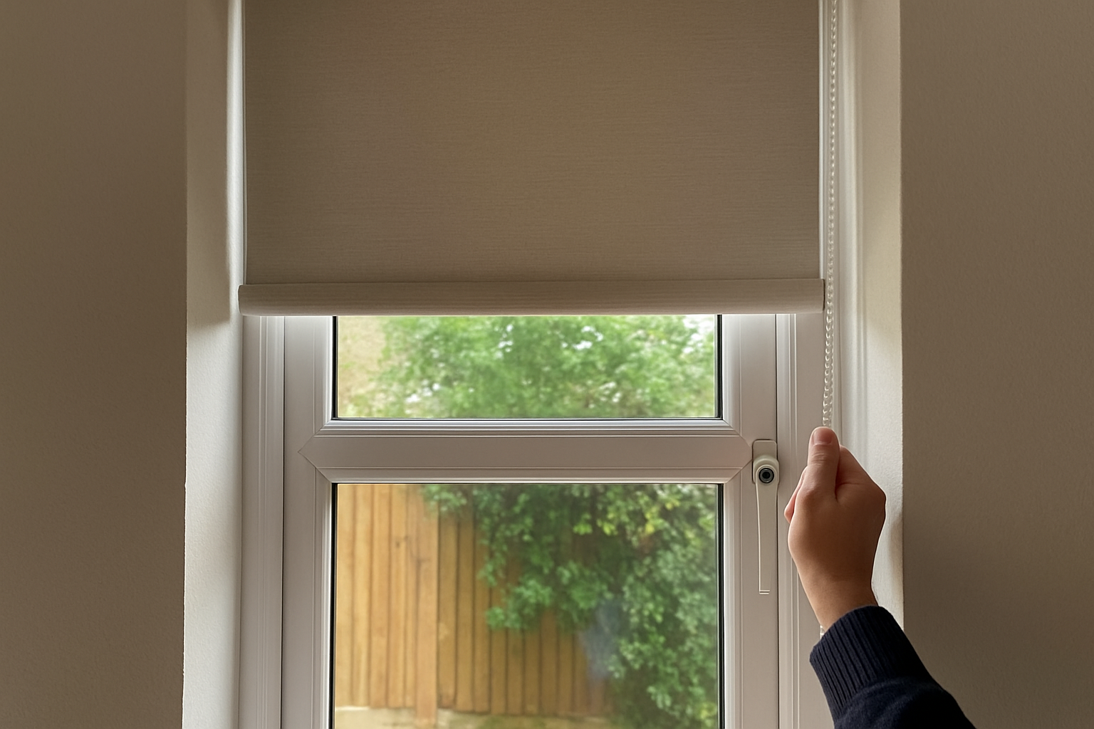 How Roller Blinds Can Help with Privacy and Security